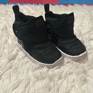 Toddler Black Nike Novice Boot Size 5c